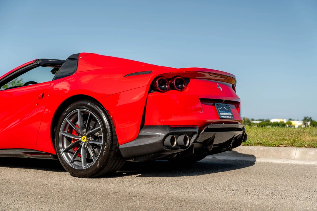 2023 Ferrari 812 GTS - Image 18 of 31