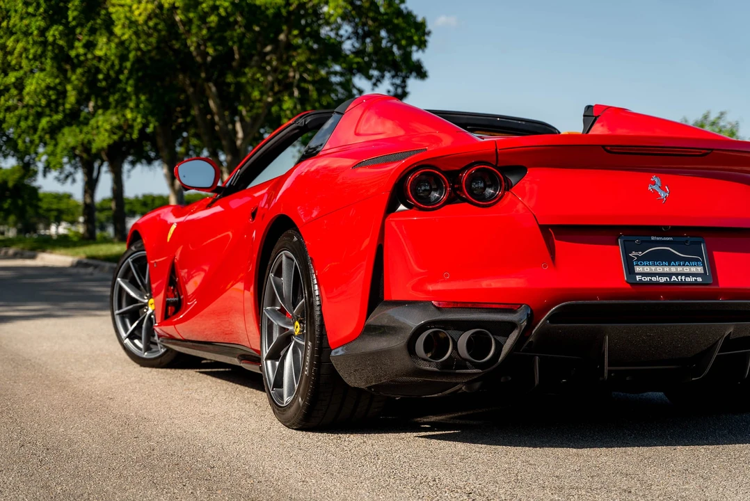 2023 Ferrari 812 GTS - Image 17 of 31