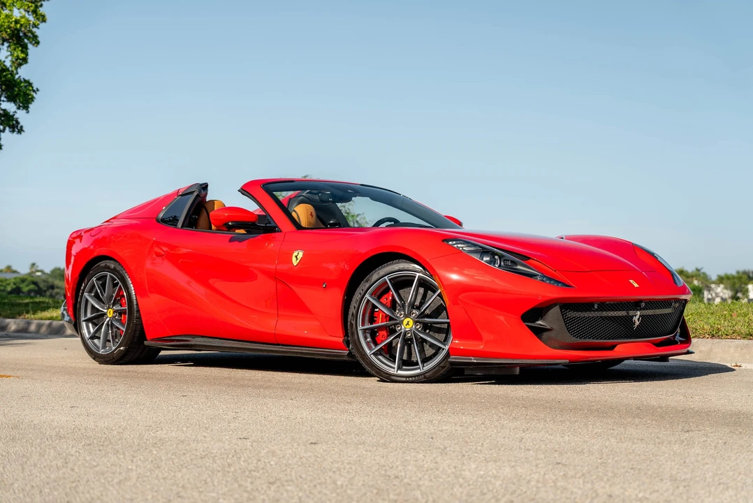 2023 Ferrari 812 GTS - Image 12 of 31