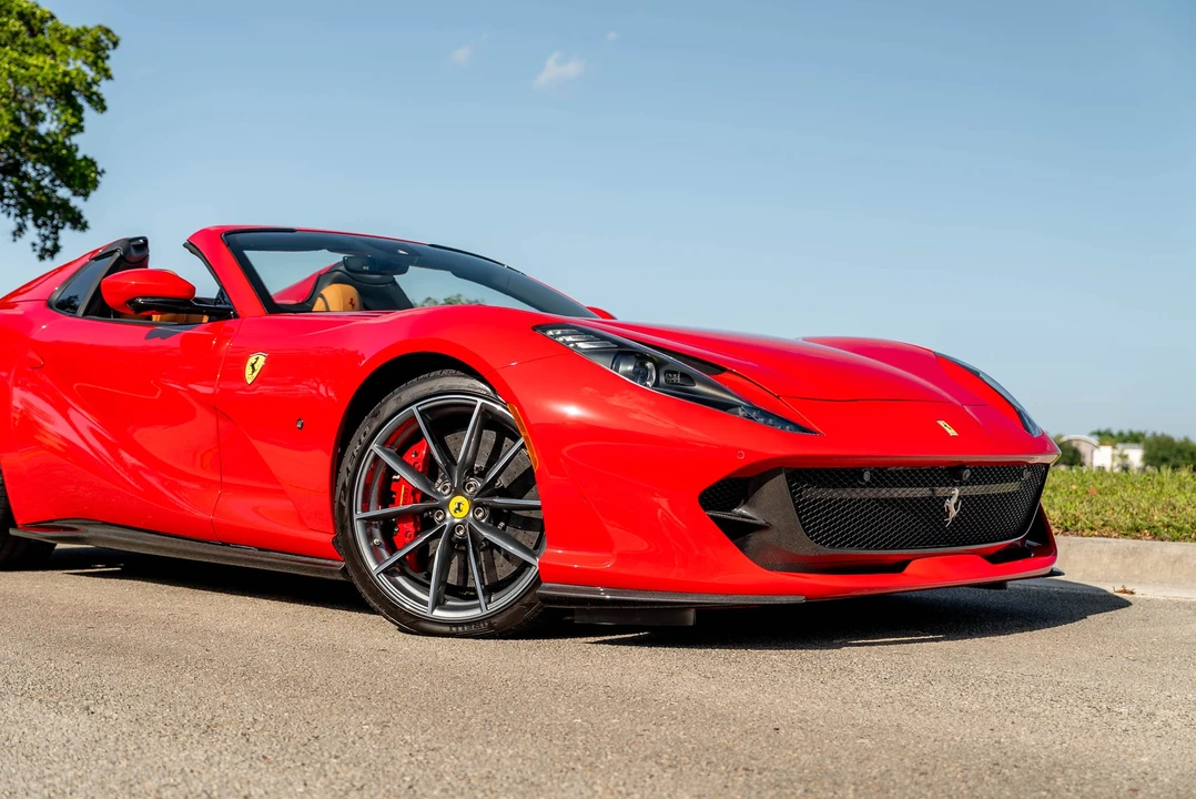 2023 Ferrari 812 GTS - Image 20 of 31