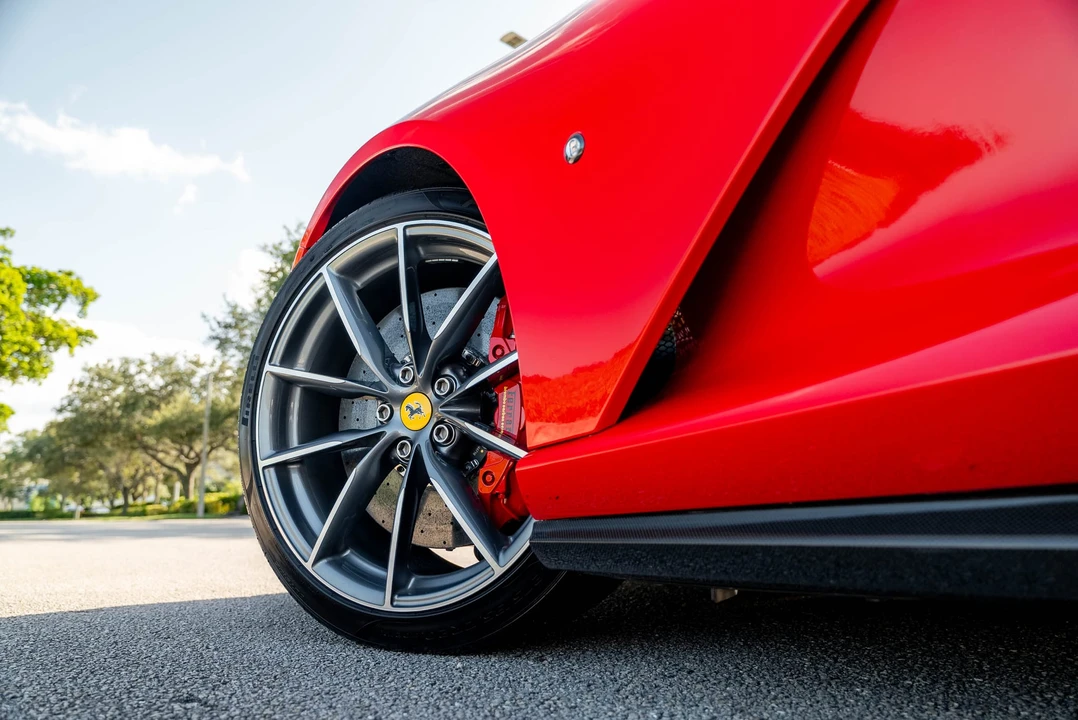 2023 Ferrari 812 GTS - Image 28 of 31