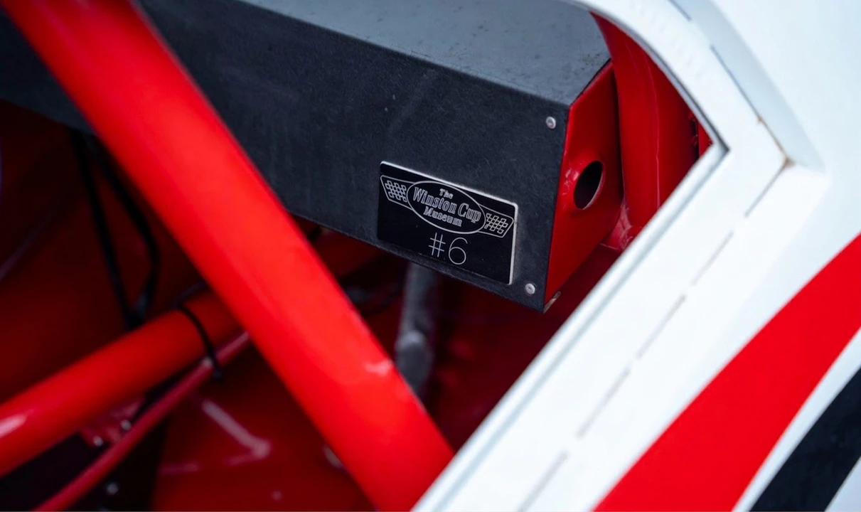 1900 Ford Taurus - Image 12 of 24