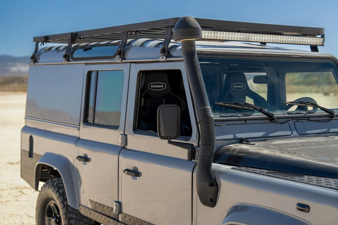 1900 Land Rover Defender 110 - Image 11 of 31