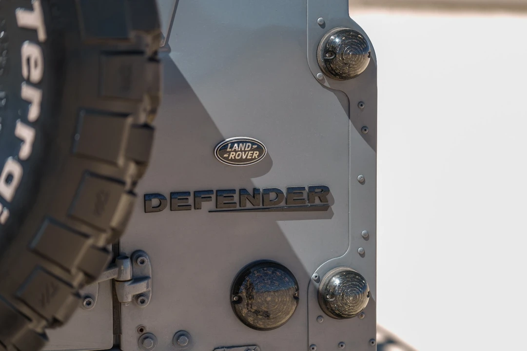 1900 Land Rover Defender 110 - Image 20 of 31