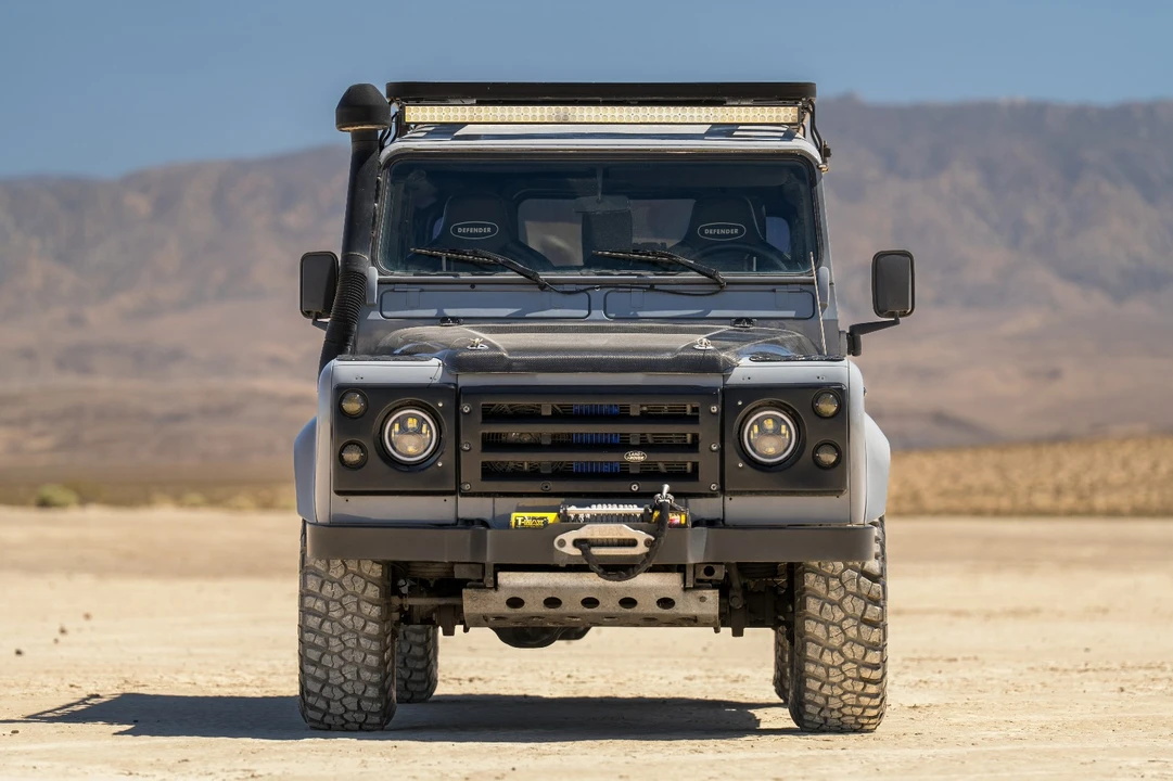 1900 Land Rover Defender 110 - Image 9 of 31