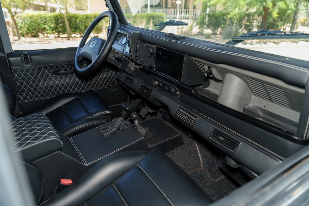 1900 Land Rover Defender 110 - Image 28 of 31