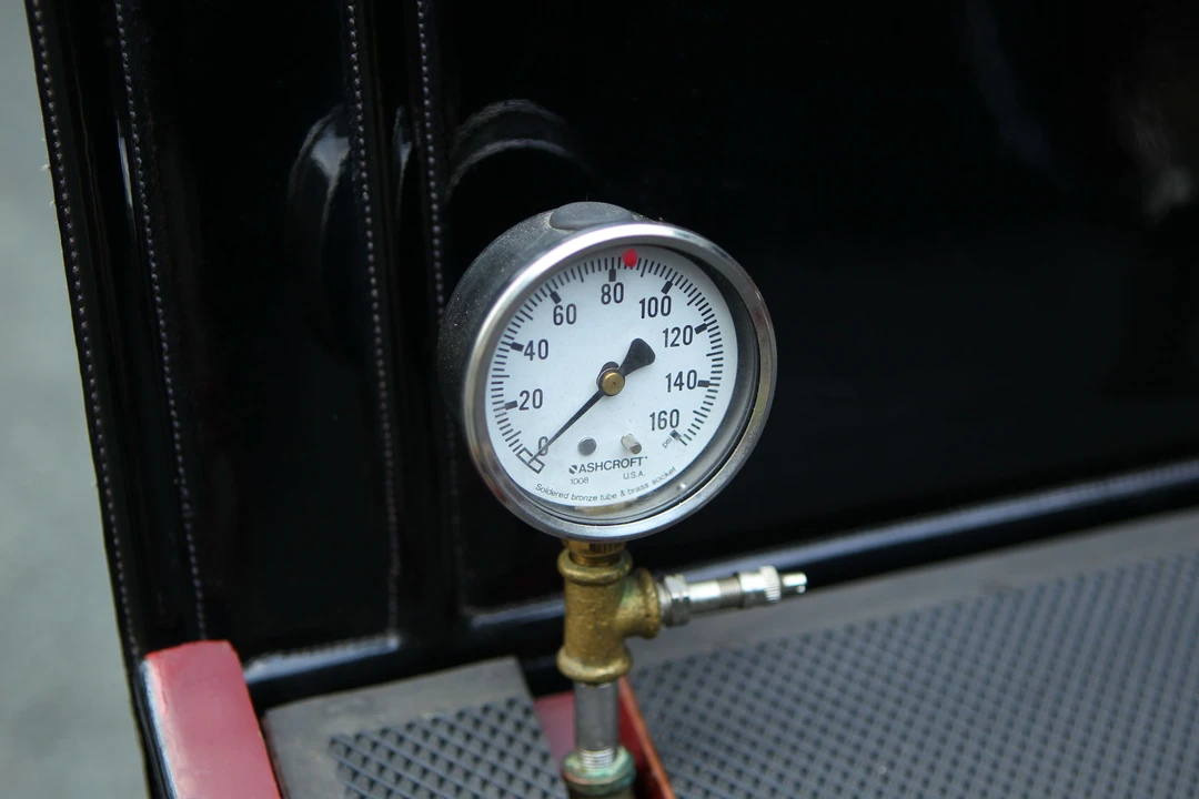 1900 Locomobile - Image 10 of 18