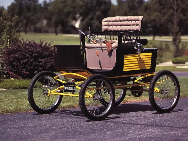 1900 Locomobile - Image 2 of 2