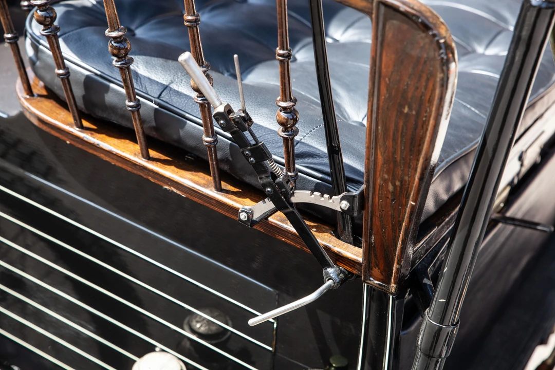 1900 Locomobile - Image 19 of 27