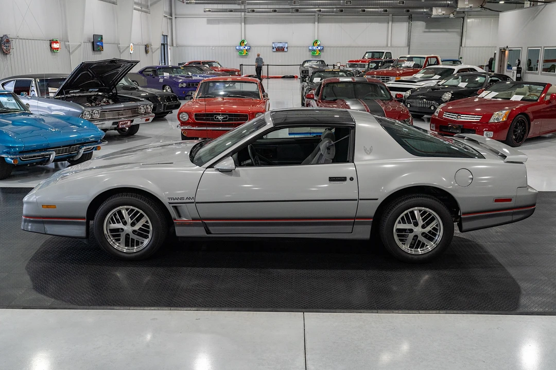 1985 Pontiac Firebird Trans Am 3rd Gen - Image 13 of 31
