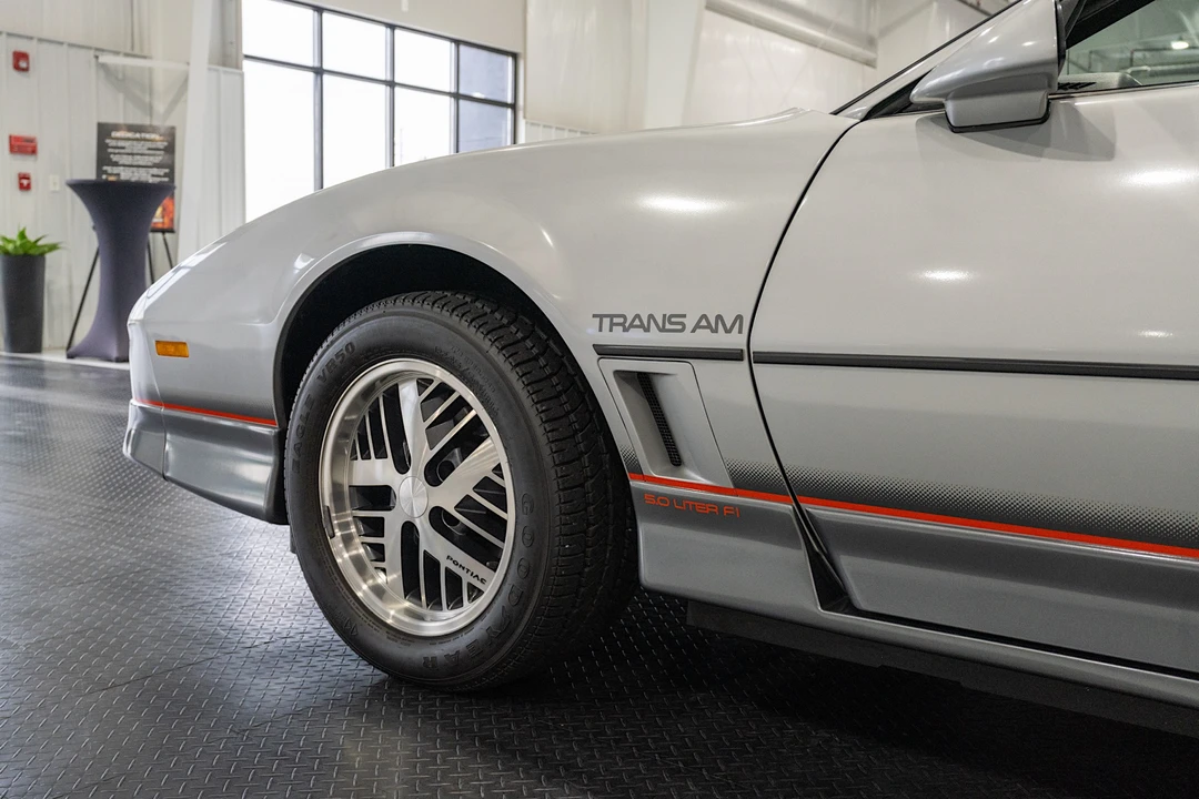 1985 Pontiac Firebird Trans Am 3rd Gen - Image 25 of 31