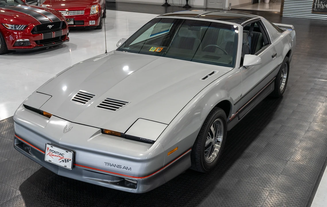 1985 Pontiac Firebird Trans Am 3rd Gen - Image 4 of 31