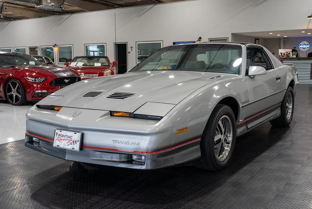 1985 Pontiac Firebird Trans Am 3rd Gen - Image 3 of 31