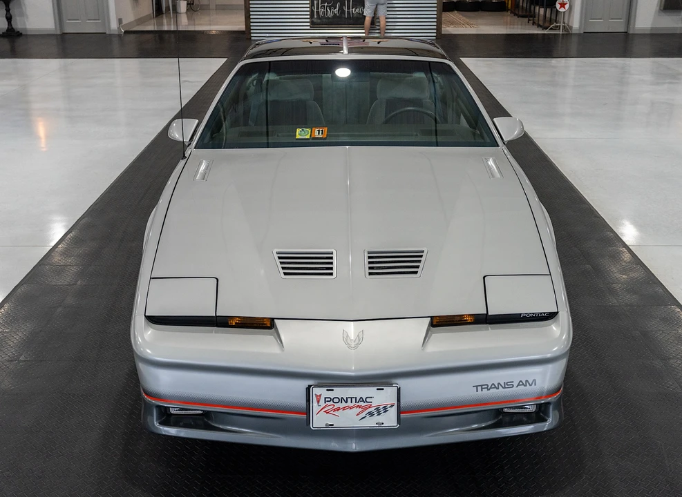 1985 Pontiac Firebird Trans Am 3rd Gen - Image 16 of 31