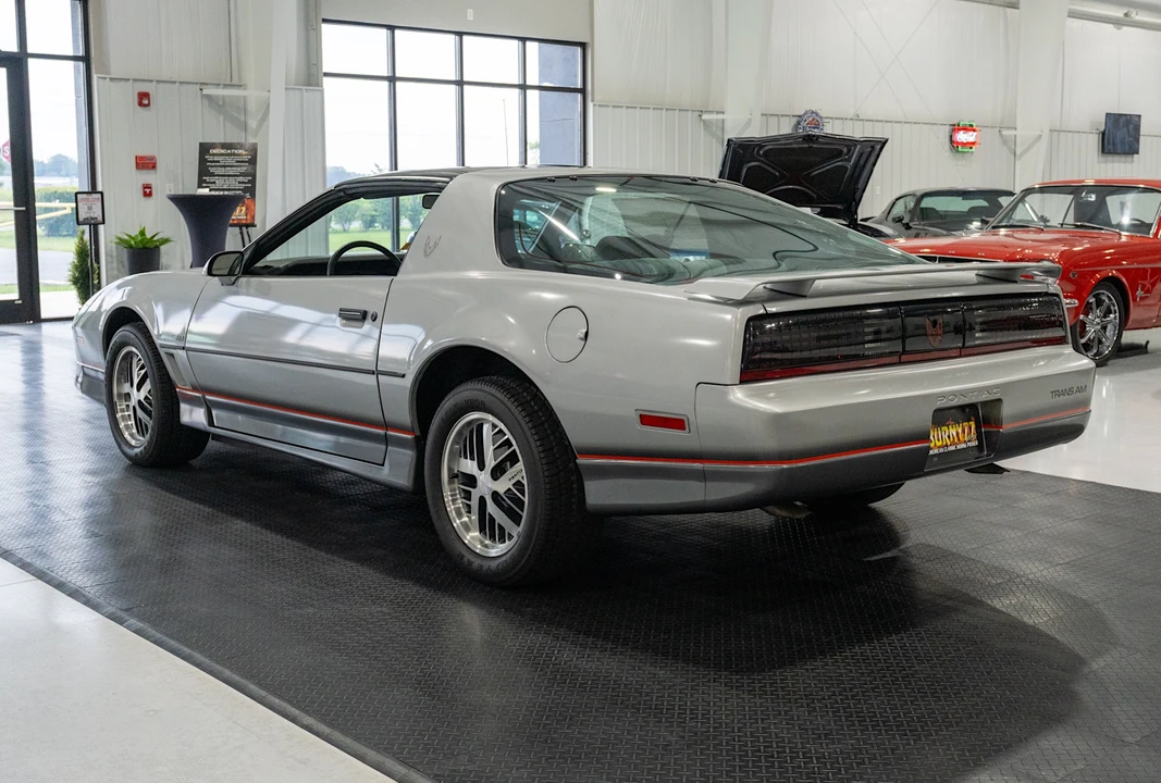 1985 Pontiac Firebird Trans Am 3rd Gen - Image 5 of 31