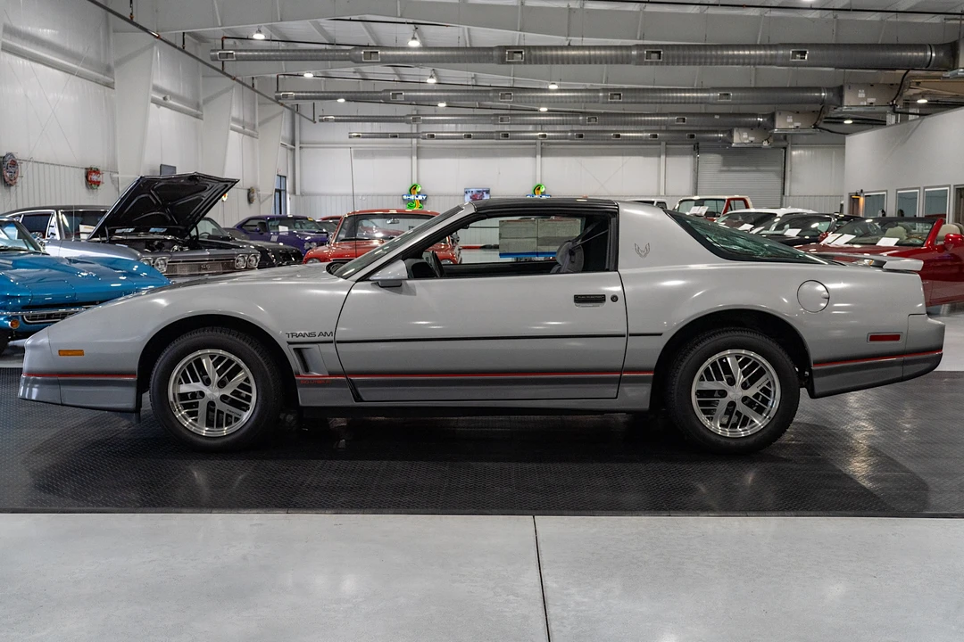 1985 Pontiac Firebird Trans Am 3rd Gen - Image 12 of 31