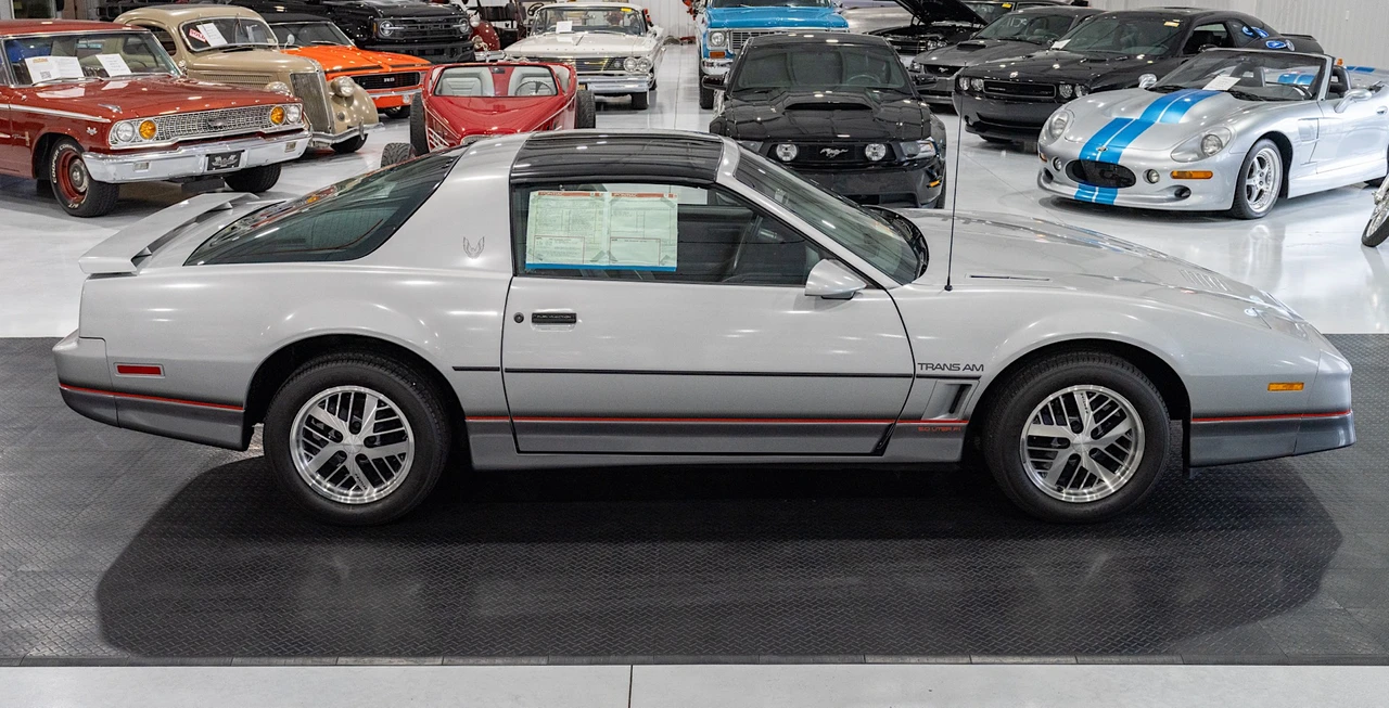 1985 Pontiac Firebird Trans Am 3rd Gen - Image 11 of 31
