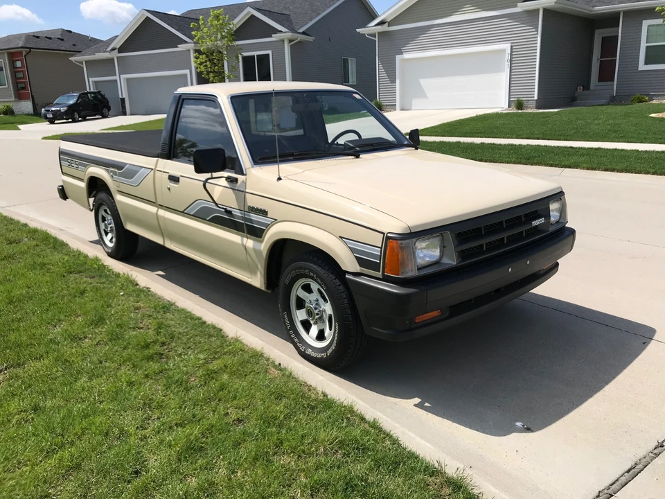 1986 Mazda B Series 4th Gen - Image 16 of 31