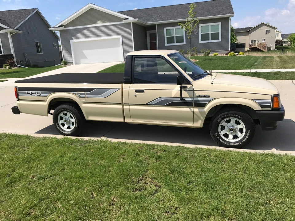 1986 Mazda B Series 4th Gen - Image 15 of 31