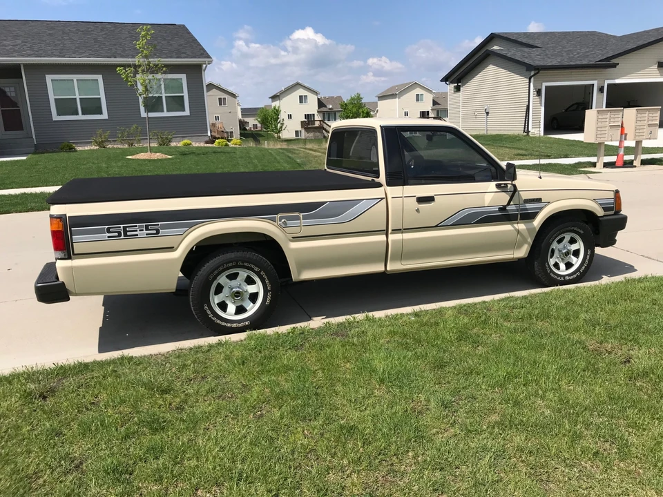 1986 Mazda B Series 4th Gen - Image 14 of 31