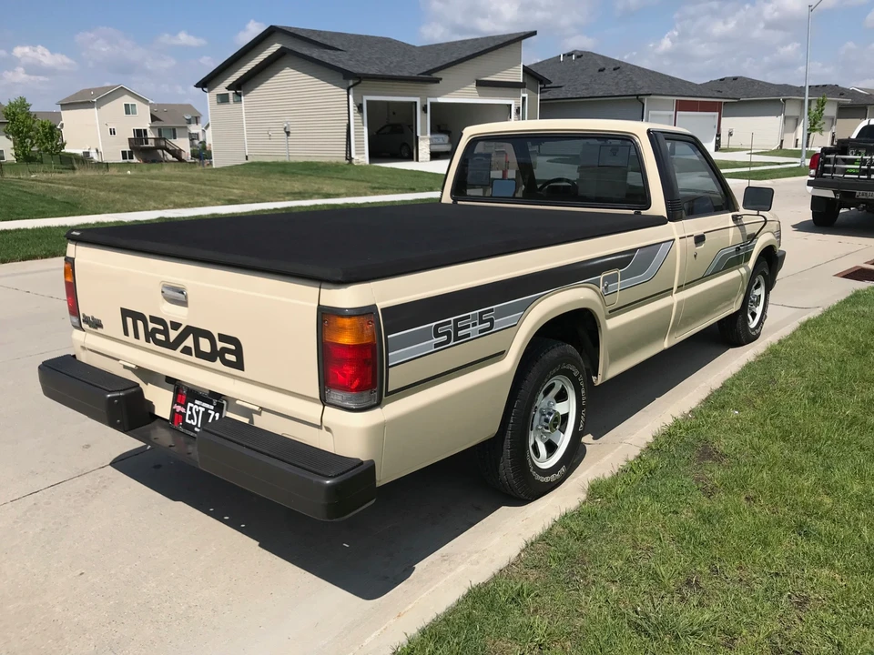 1986 Mazda B Series 4th Gen - Image 11 of 31