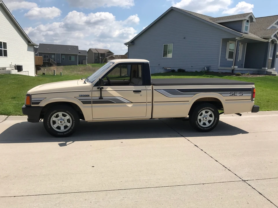 1986 Mazda B Series 4th Gen - Image 4 of 31