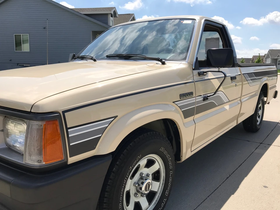1986 Mazda B Series 4th Gen - Image 21 of 31
