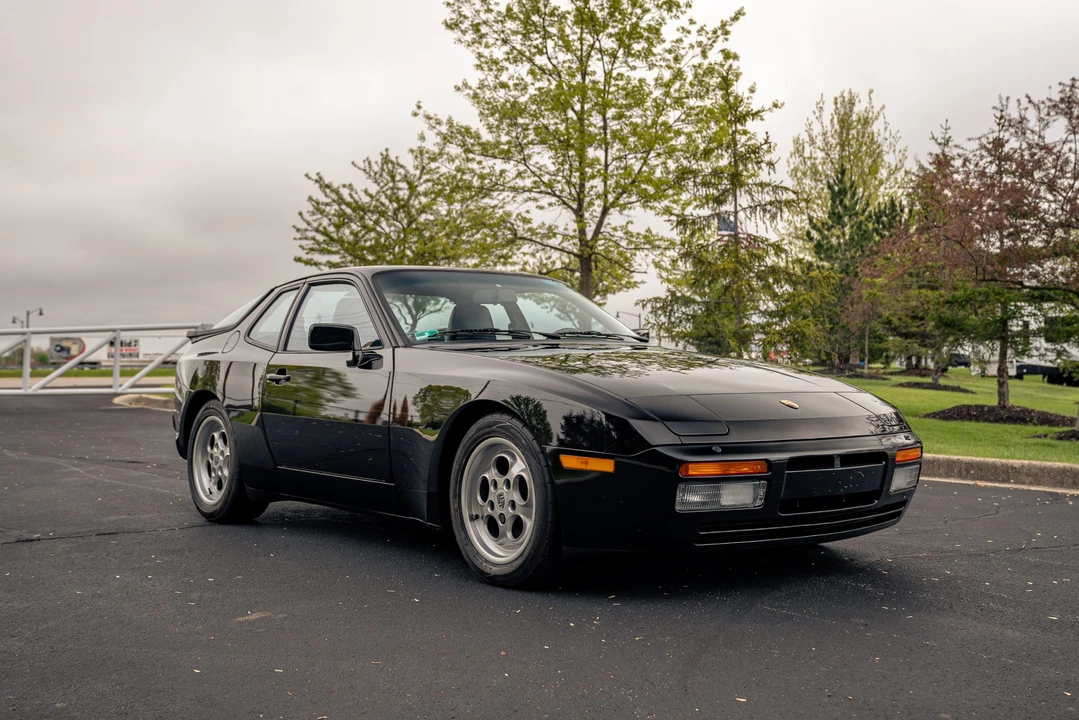 1986 Porsche 944 Turbo - Image 9 of 31