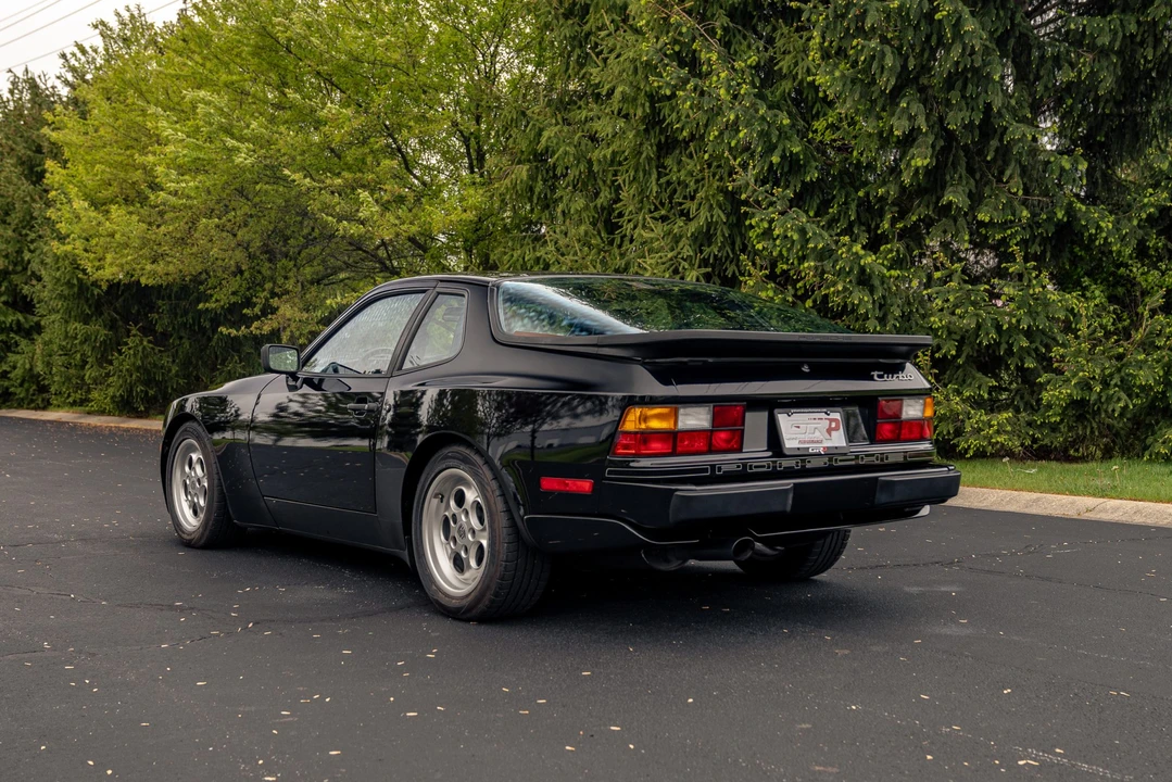 1986 Porsche 944 Turbo - Image 5 of 31