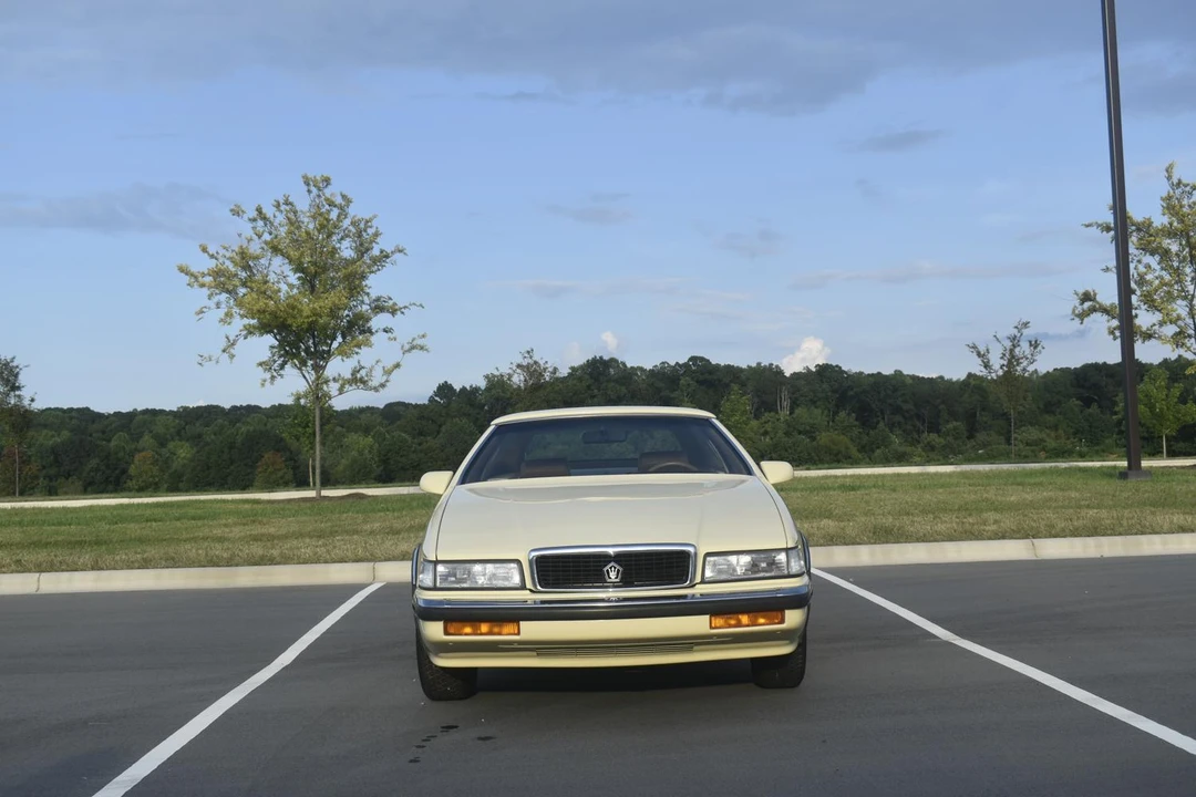 1989 Chrysler TC by Maserati - Image 9 of 31