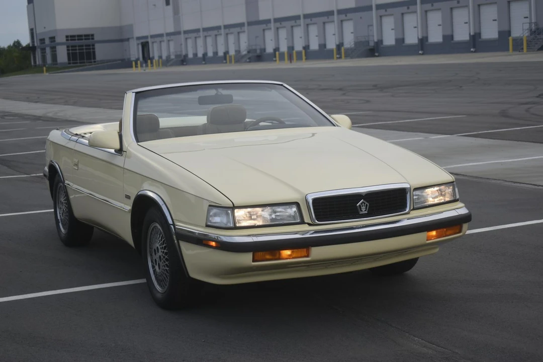 1989 Chrysler TC by Maserati - Image 18 of 31