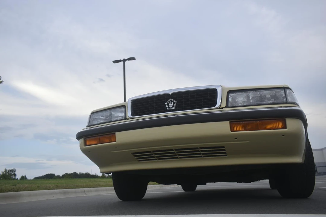 1989 Chrysler TC by Maserati - Image 20 of 31