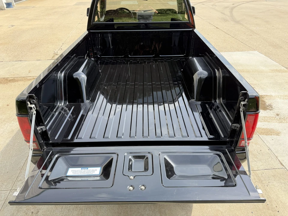 1991 GMC Syclone - Image 31 of 31