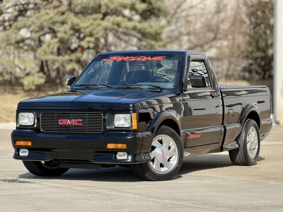 1991 GMC Syclone - Image 4 of 31
