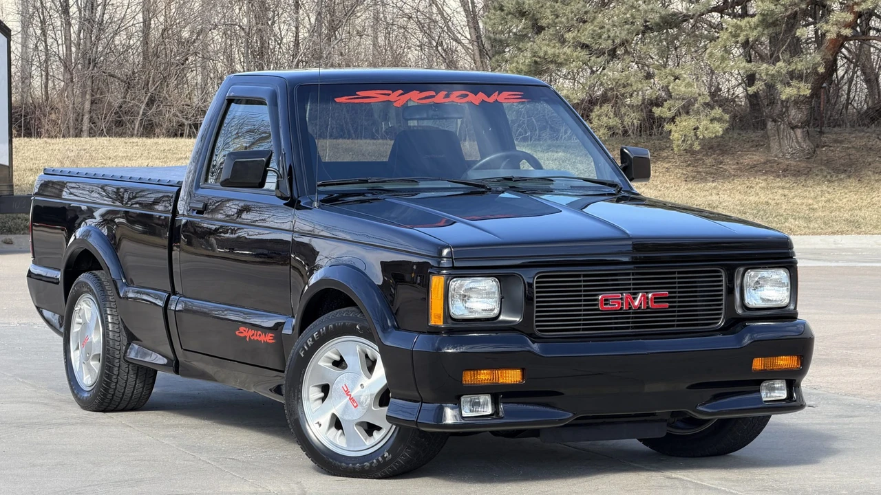 1991 GMC Syclone - Image 20 of 31