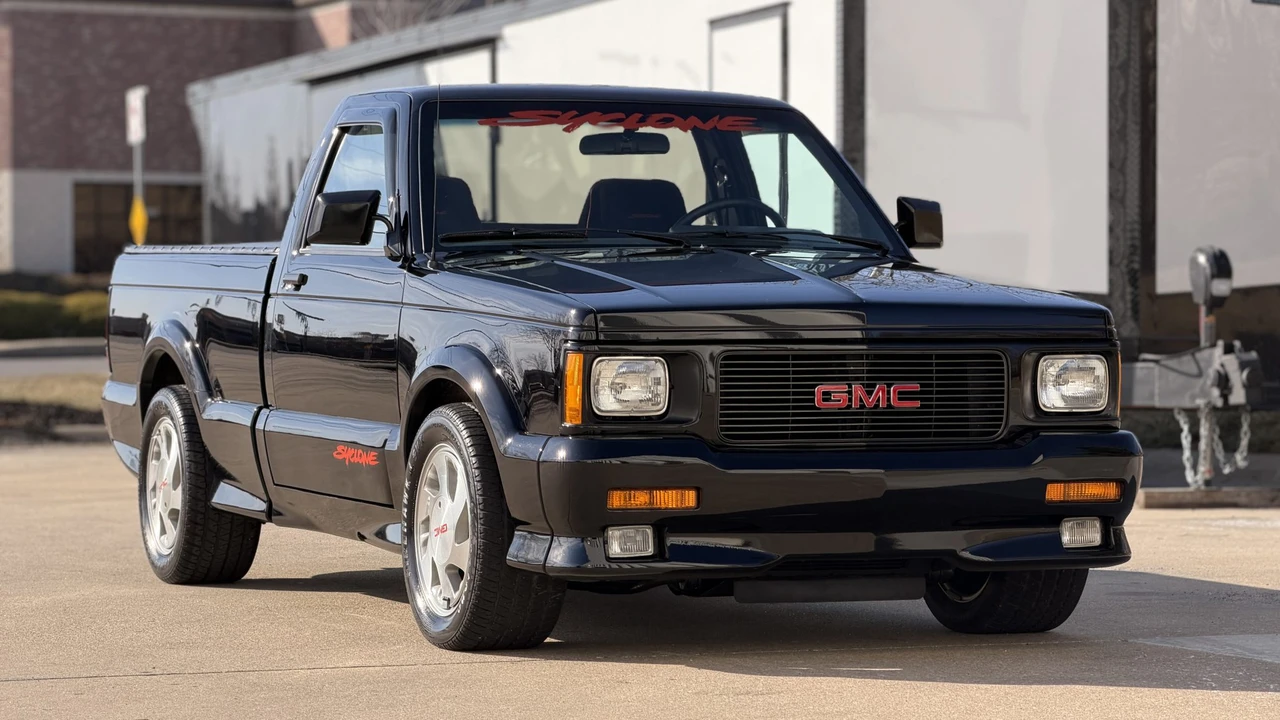 1991 GMC Syclone - Image 21 of 31
