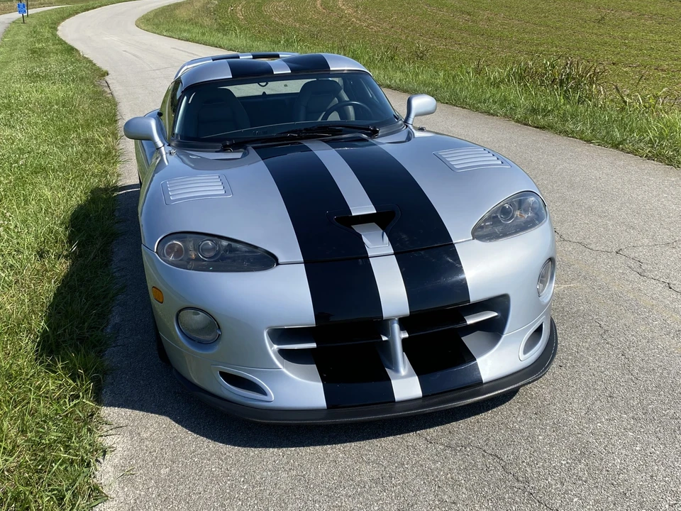 1993 Dodge Viper 1st Gen - Image 3 of 31