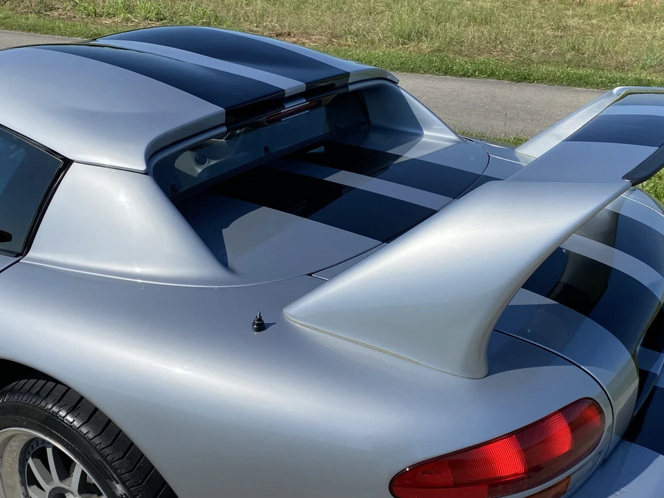 1993 Dodge Viper 1st Gen - Image 24 of 31