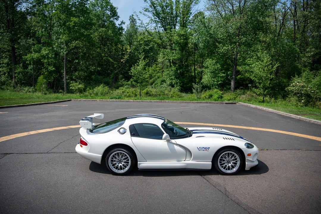 1998 Dodge Viper GTS 2nd Gen - Image 31 of 31