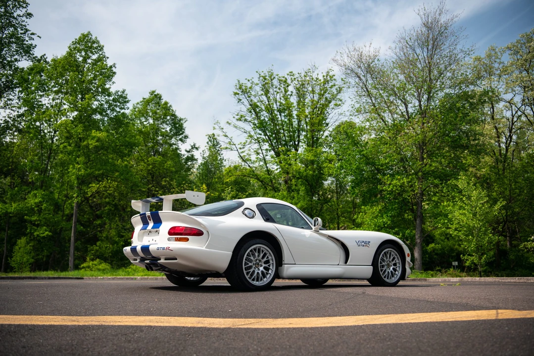 1998 Dodge Viper GTS 2nd Gen - Image 28 of 31