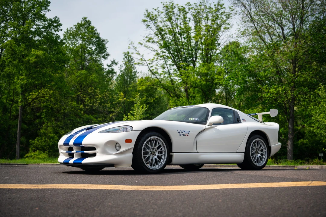 1998 Dodge Viper GTS 2nd Gen - Image 5 of 31