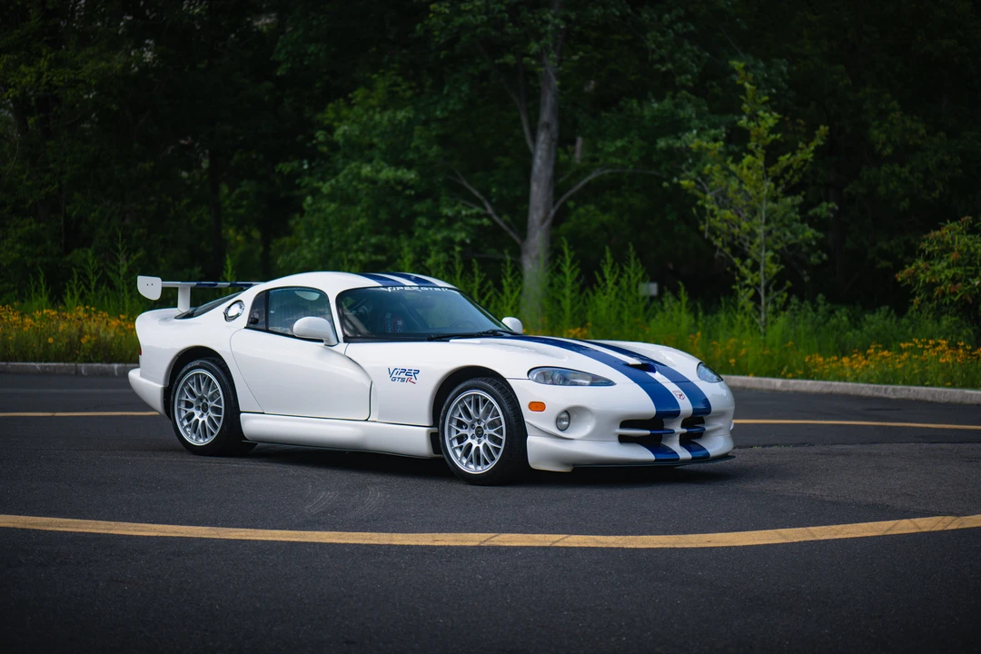 1998 Dodge Viper GTS 2nd Gen - Image 9 of 31