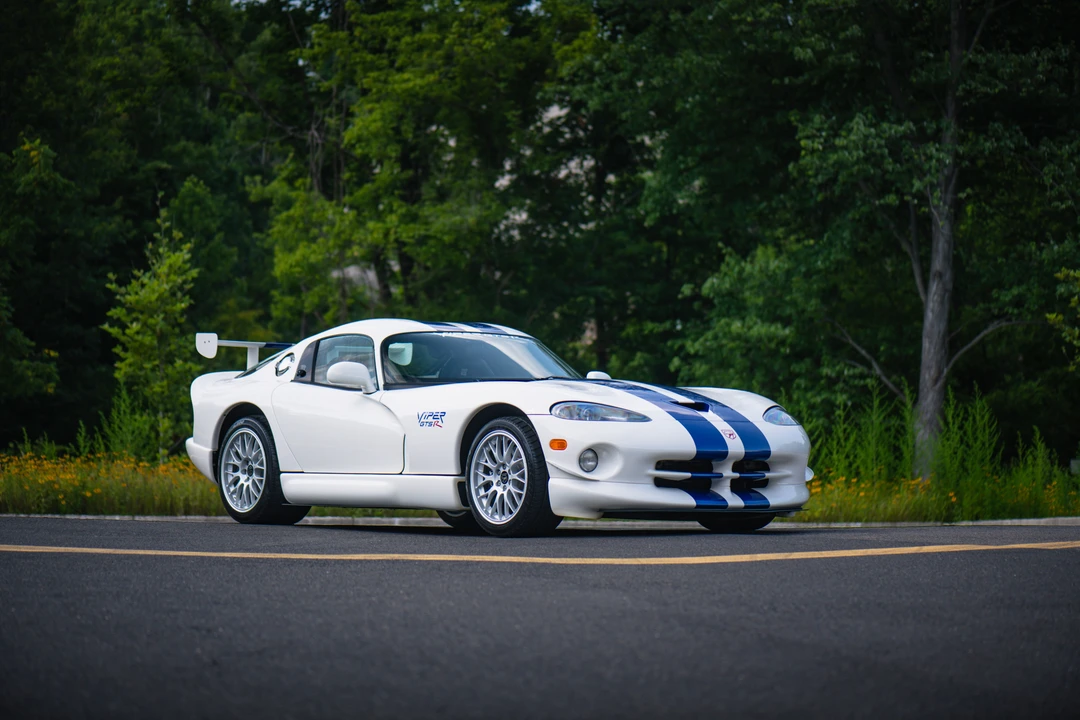 1998 Dodge Viper GTS 2nd Gen - Image 10 of 31