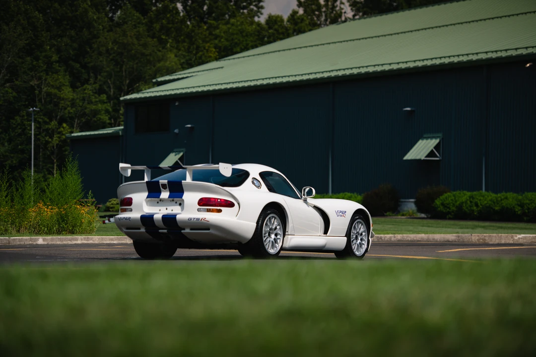 1998 Dodge Viper GTS 2nd Gen - Image 23 of 31