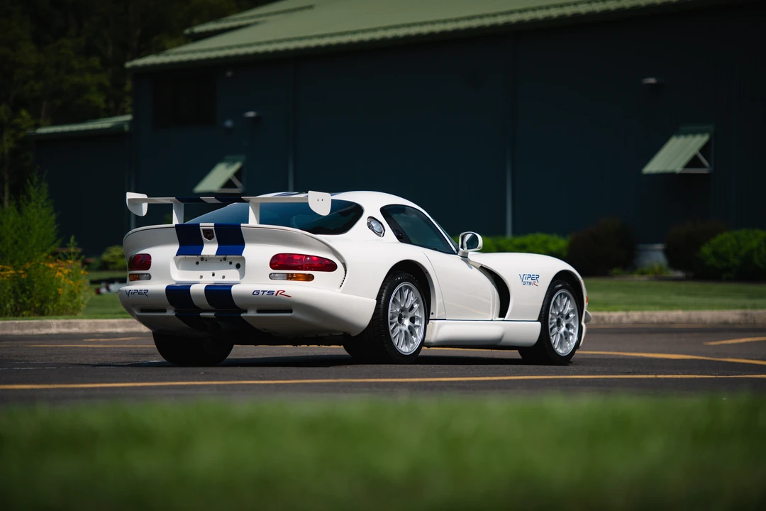 1998 Dodge Viper GTS 2nd Gen - Image 22 of 31