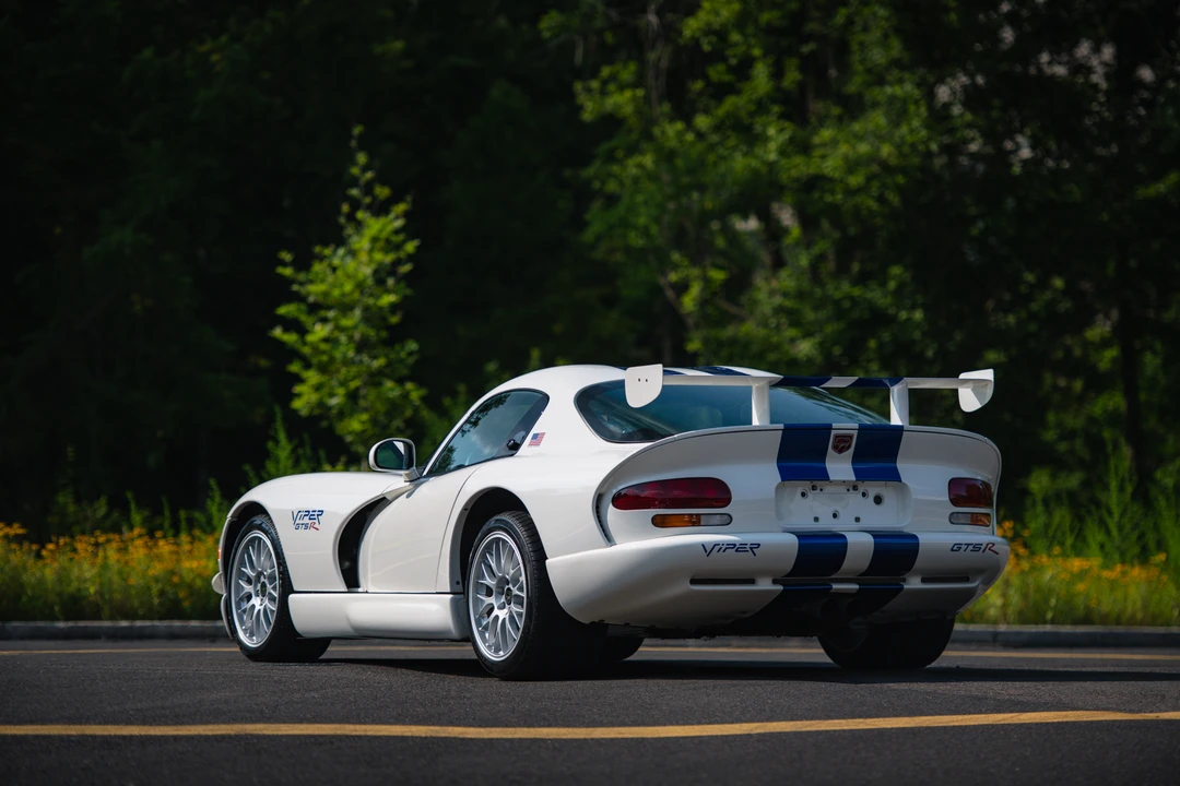 1998 Dodge Viper GTS 2nd Gen - Image 15 of 31