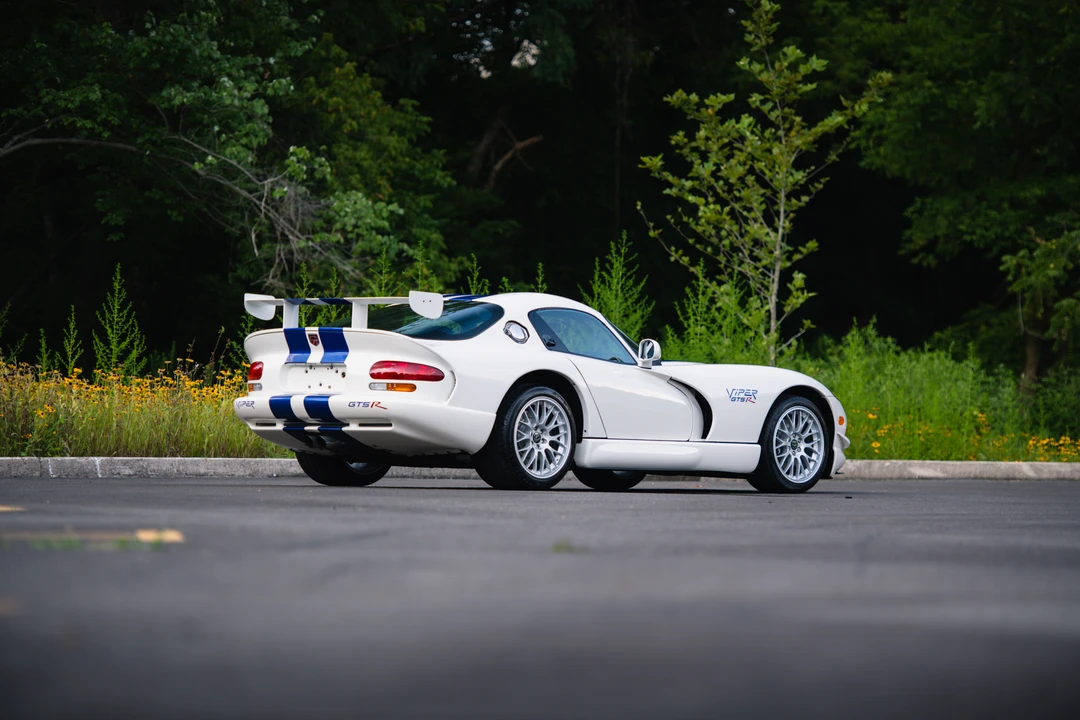 1998 Dodge Viper GTS 2nd Gen - Image 25 of 31