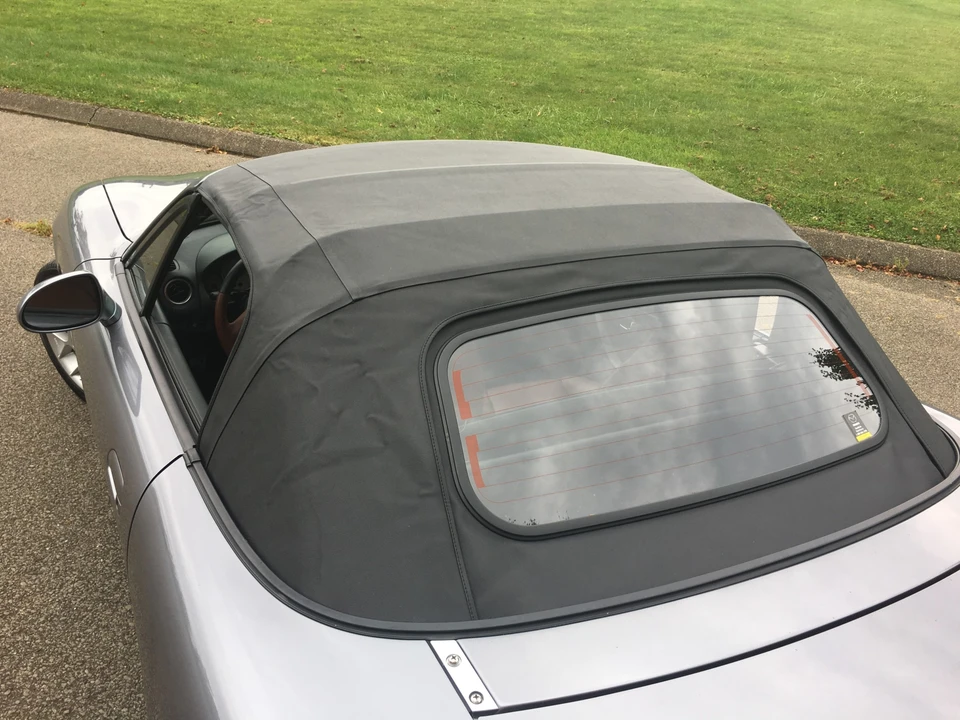 2002 Mazda NB MX-5 Miata - Image 28 of 31