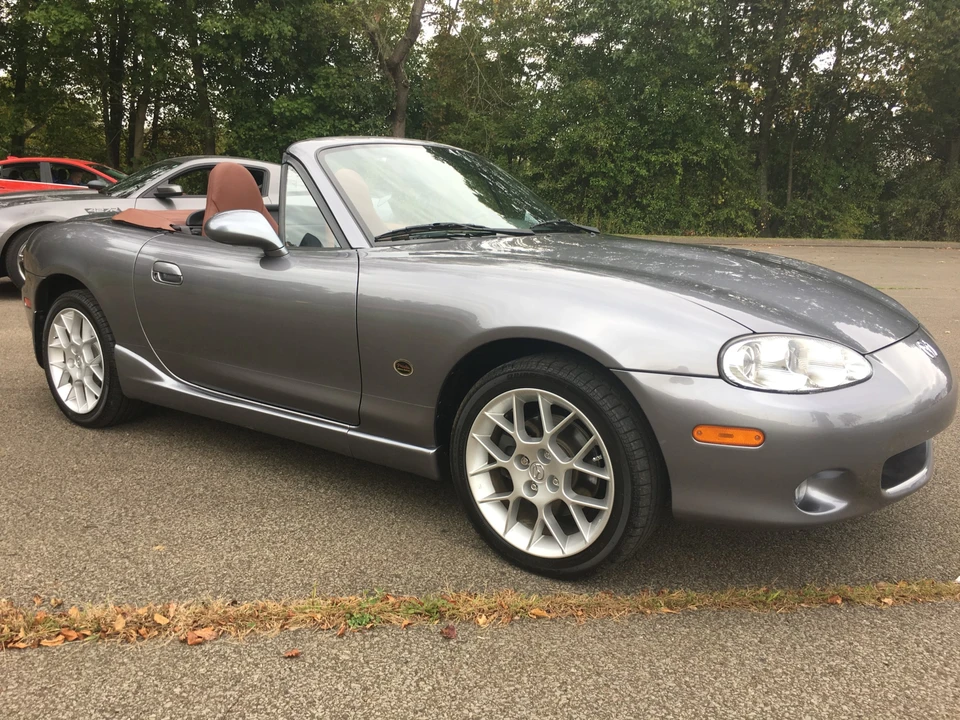 2002 Mazda NB MX-5 Miata - Image 8 of 31