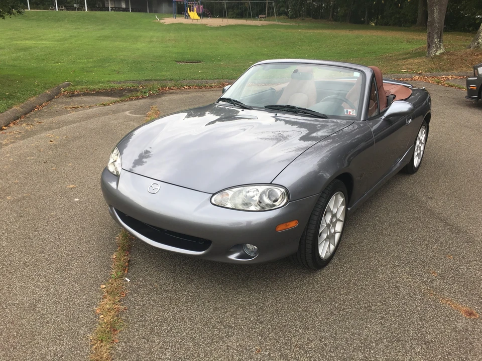 2002 Mazda NB MX-5 Miata - Image 4 of 31